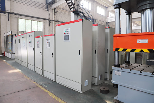 PLC伺服控制系統(tǒng) PLC伺服控制系統(tǒng)